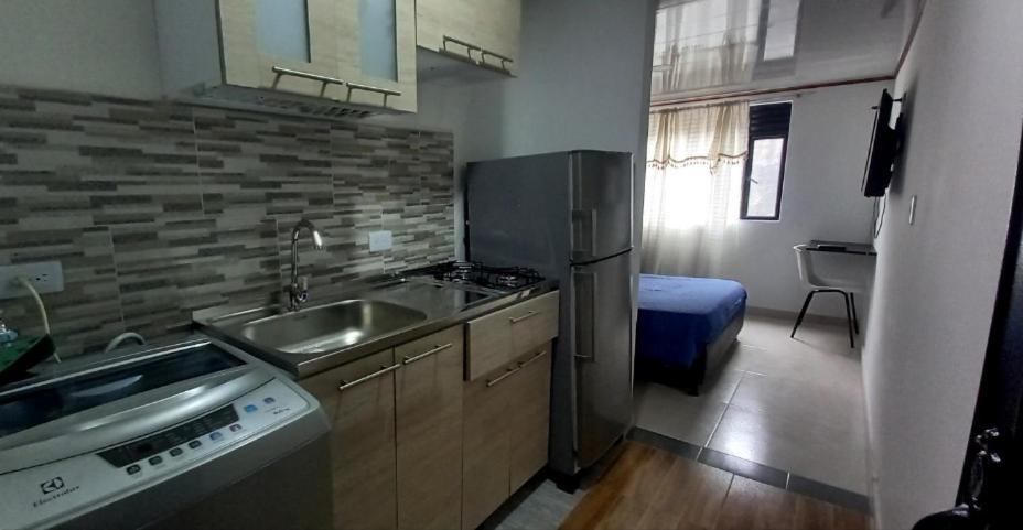 Con Cocina Independiente Cerca Al Aeropuerto 1 Piso Apartment *