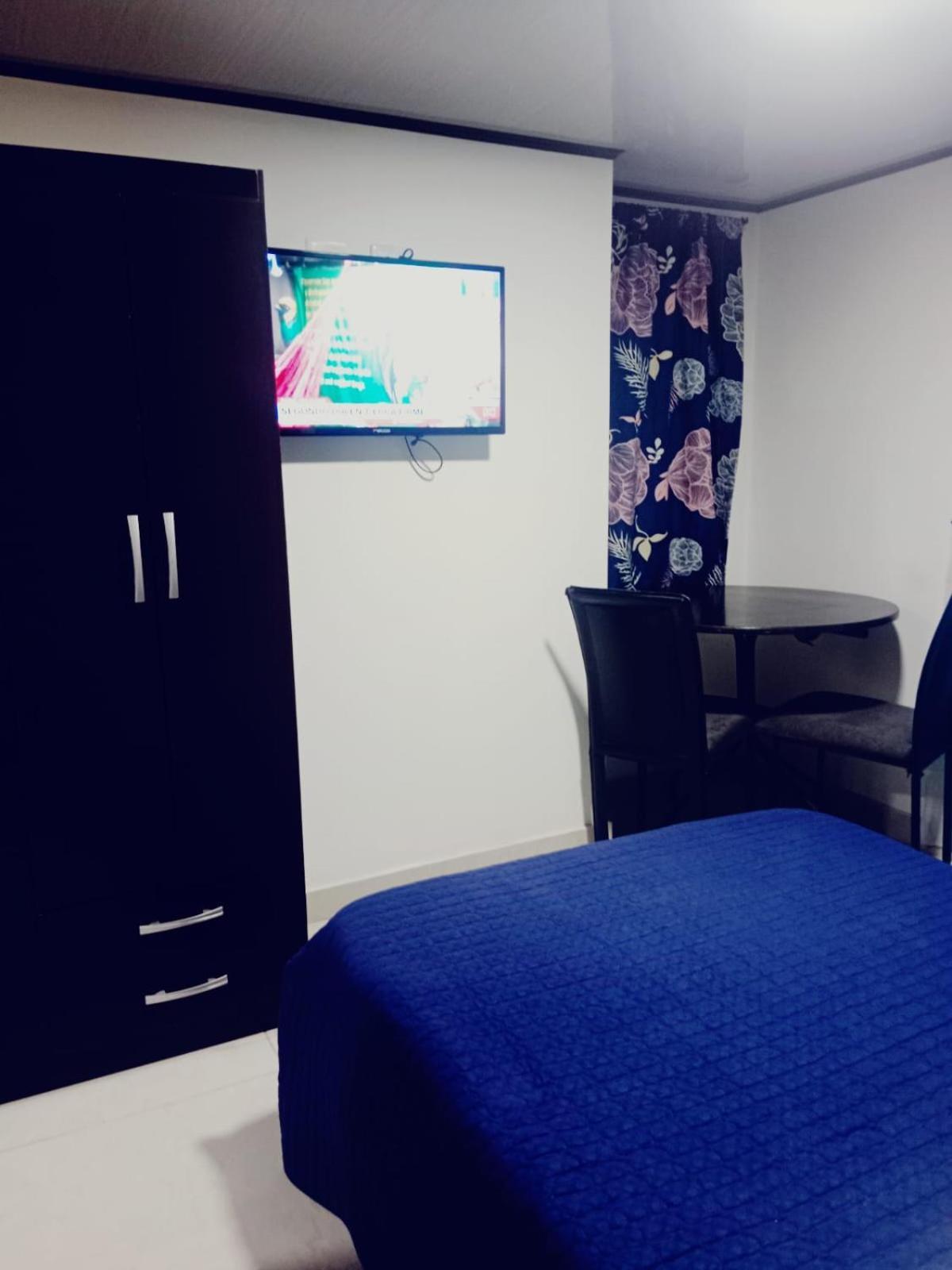 Con Cocina Independiente Cerca Al Aeropuerto 1 Piso Apartment Bogota