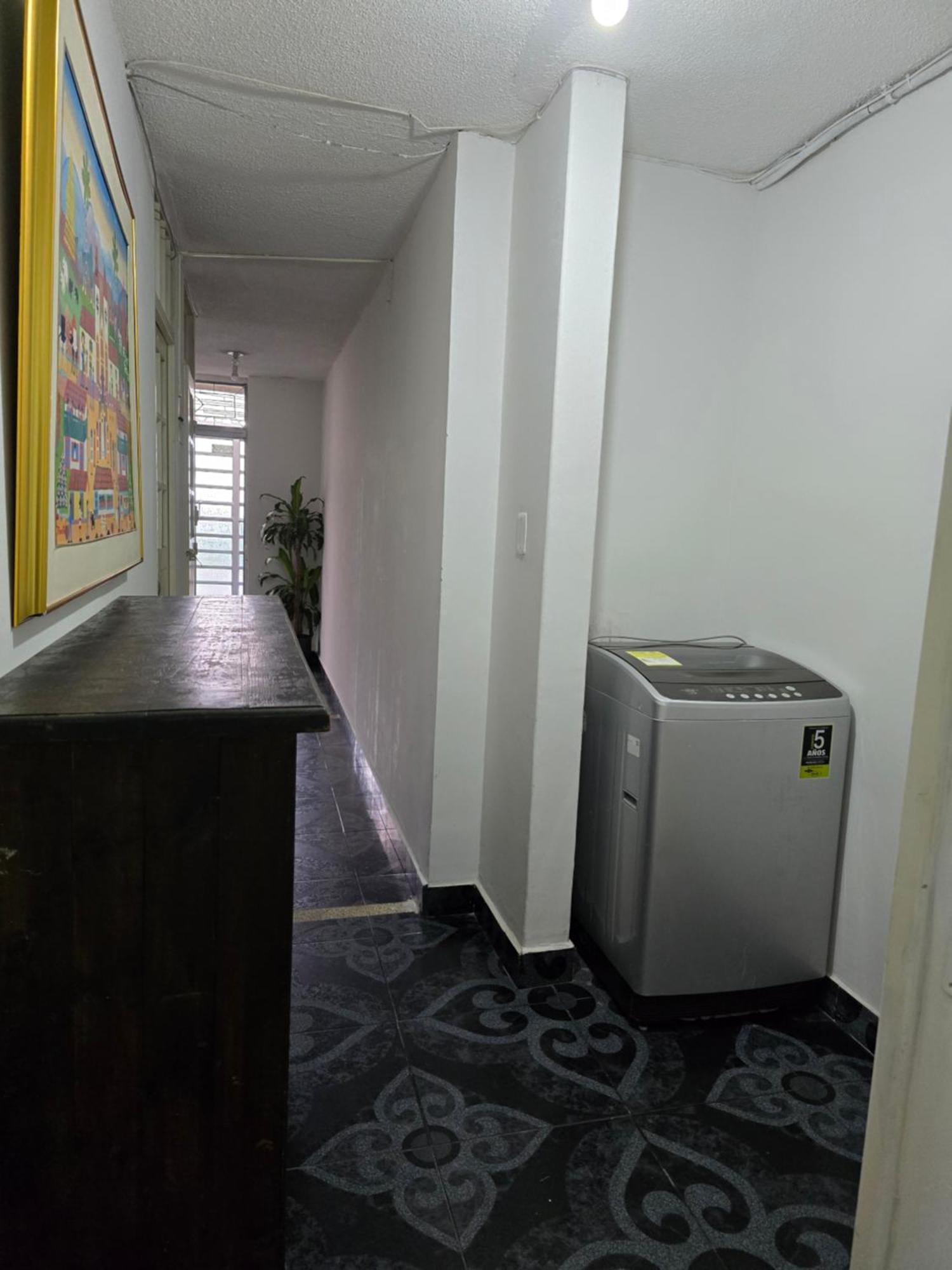 Con Cocina Independiente Cerca Al Aeropuerto 1 Piso Bogota